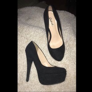 Qupid Black Suede Heels